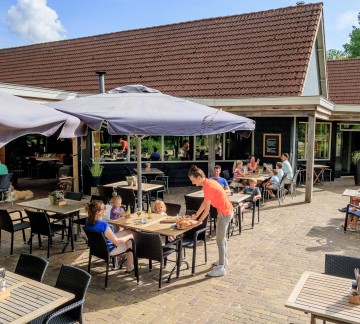 Dineren terras restaurant troubadour